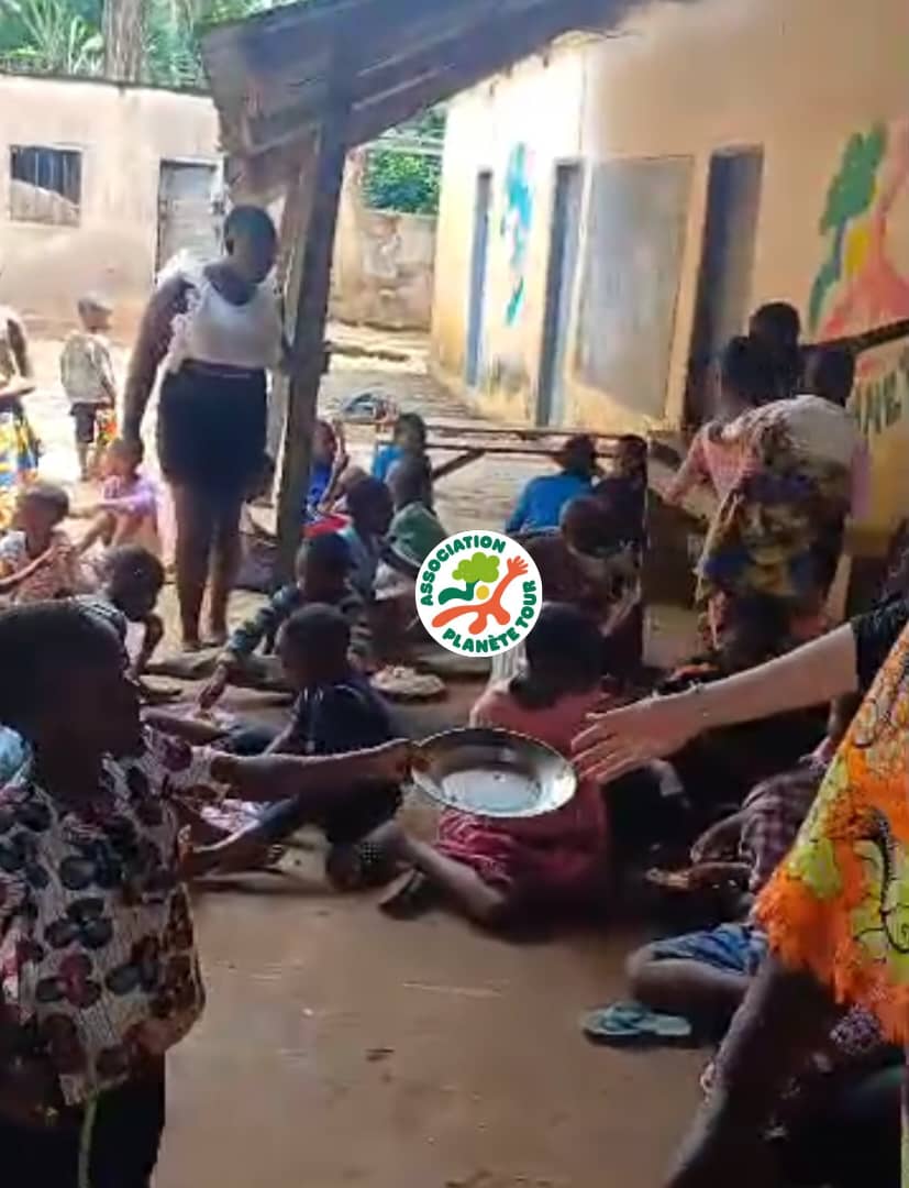 Ensemble pour un repas chaud de fin d'année 2025 - Image 7