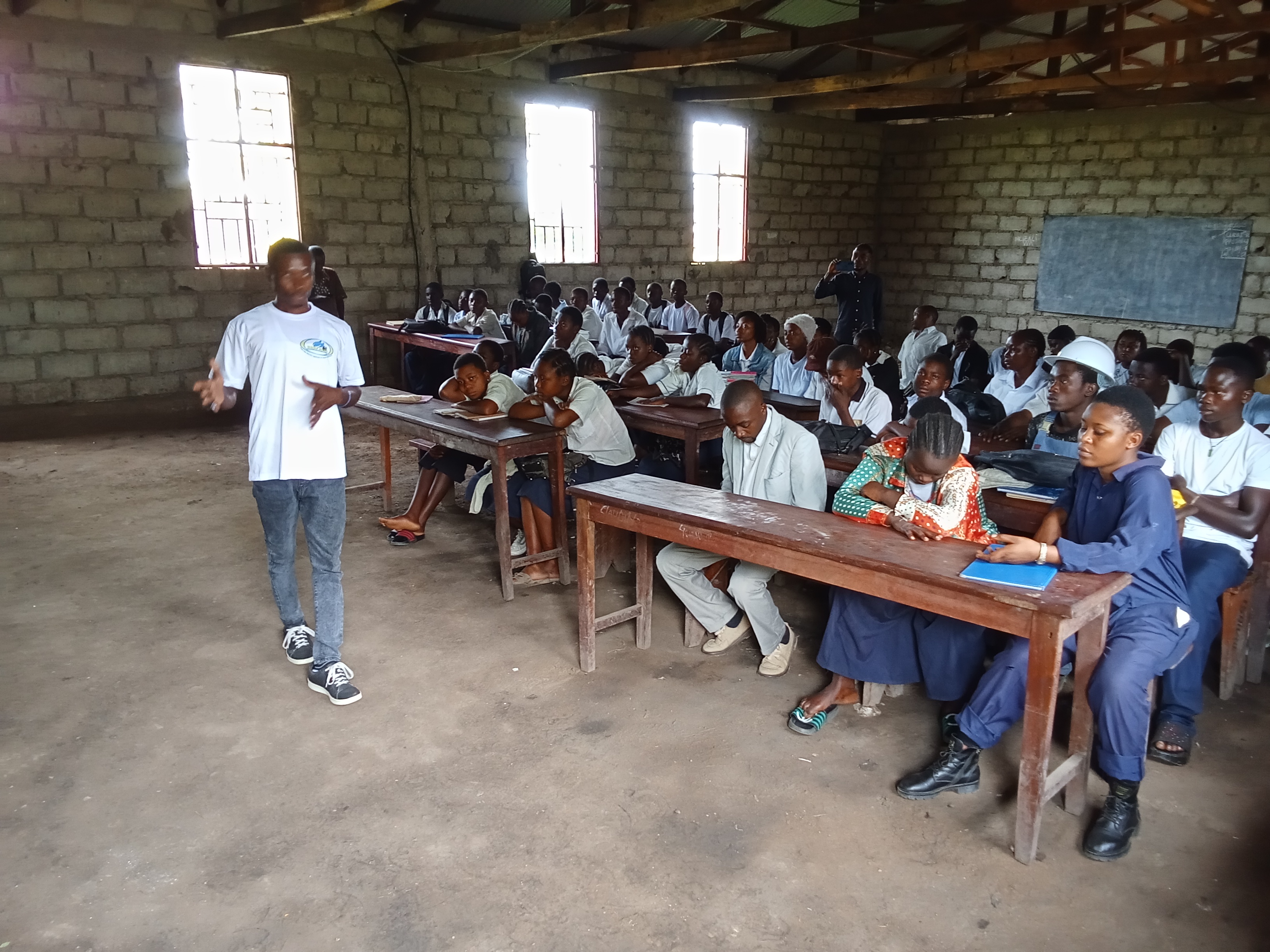 Programme communautaire intégré de prévention de VIH et autonomisation des victimes de violence au Nord-Kivu